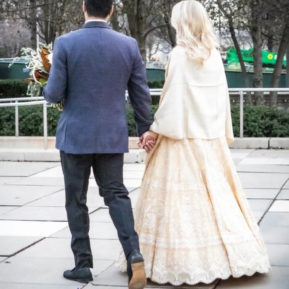 Tarun Tahiliani Embroidered Indian Bridal Gown - Picture 9 of 10